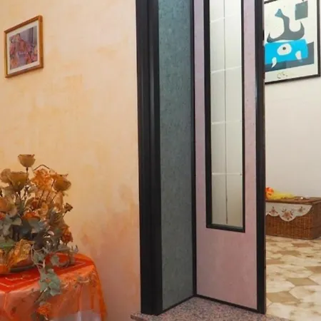 Angela Villa Torre Suda